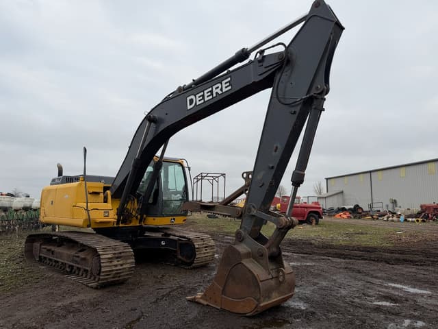 Image of John Deere 210G equipment image 1