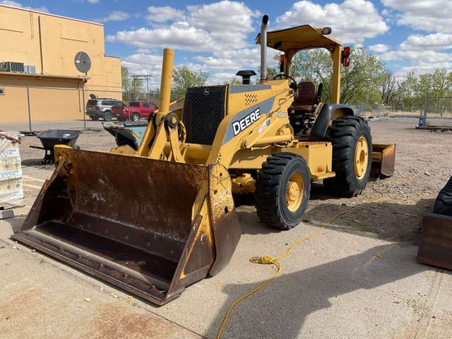 Image of John Deere 210LE equipment image 4