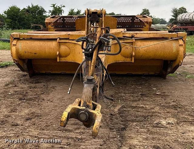 Image of John Deere 2112C equipment image 1