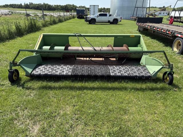 Image of John Deere 212 equipment image 3