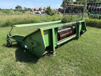 Main image John Deere 212