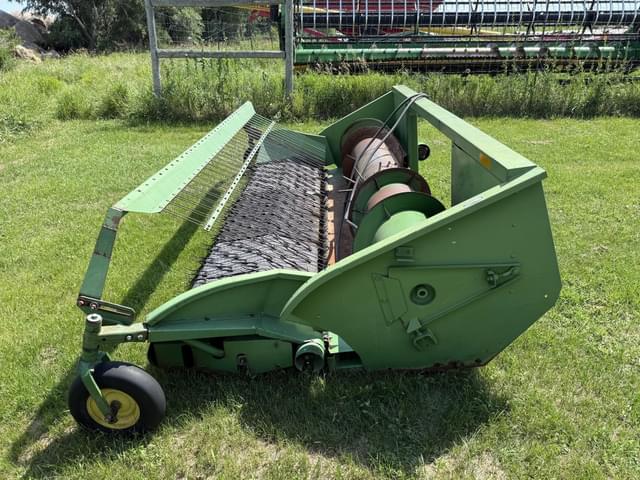 Image of John Deere 212 equipment image 2