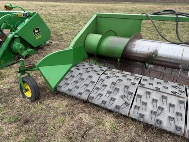 Image of John Deere 212 equipment image 3