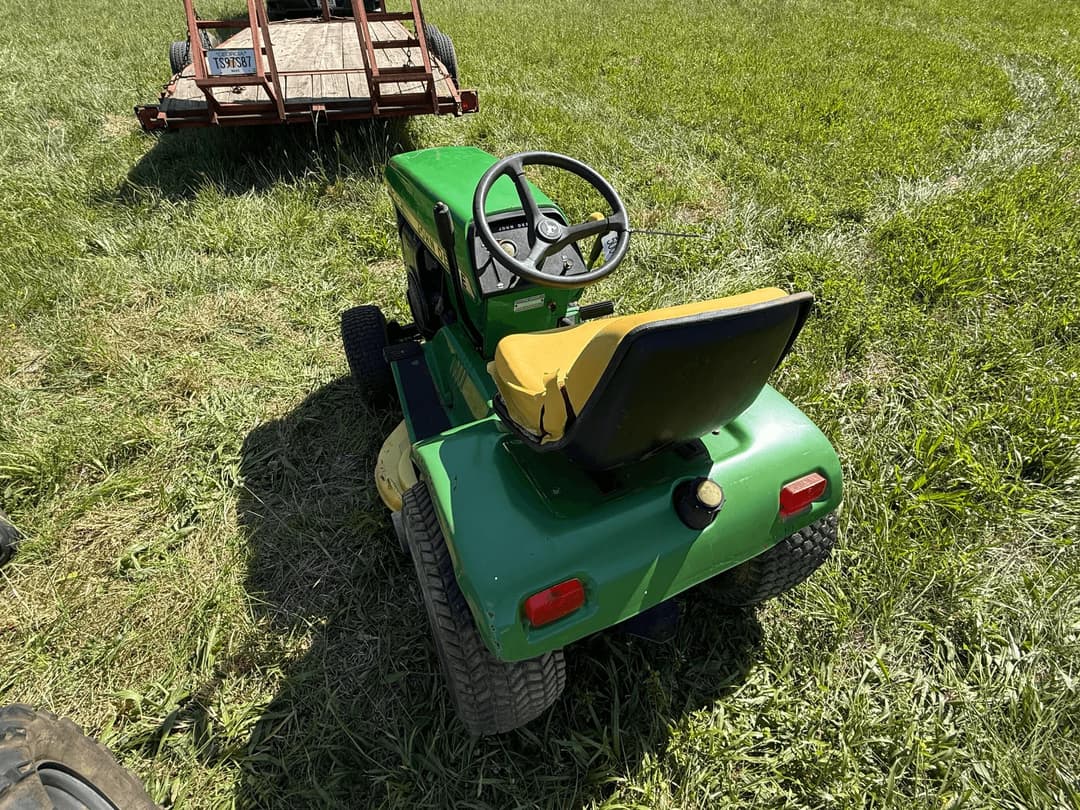 Image of John Deere 212 Image 1