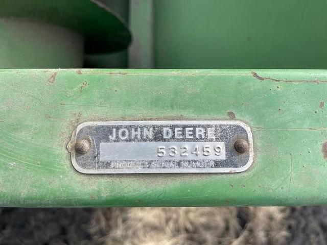 Image of John Deere 212 equipment image 1