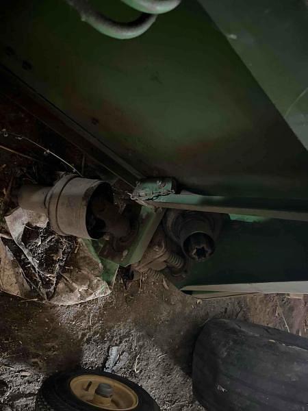 Image of John Deere 212 equipment image 4