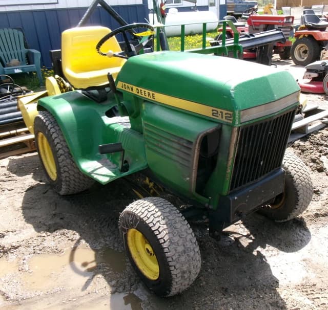 Image of John Deere 212 equipment image 2