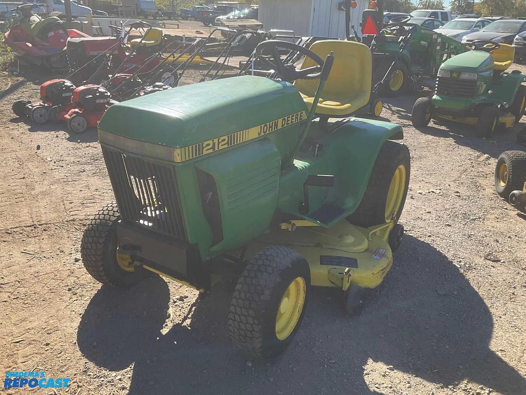 Image of John Deere 212 Primary image