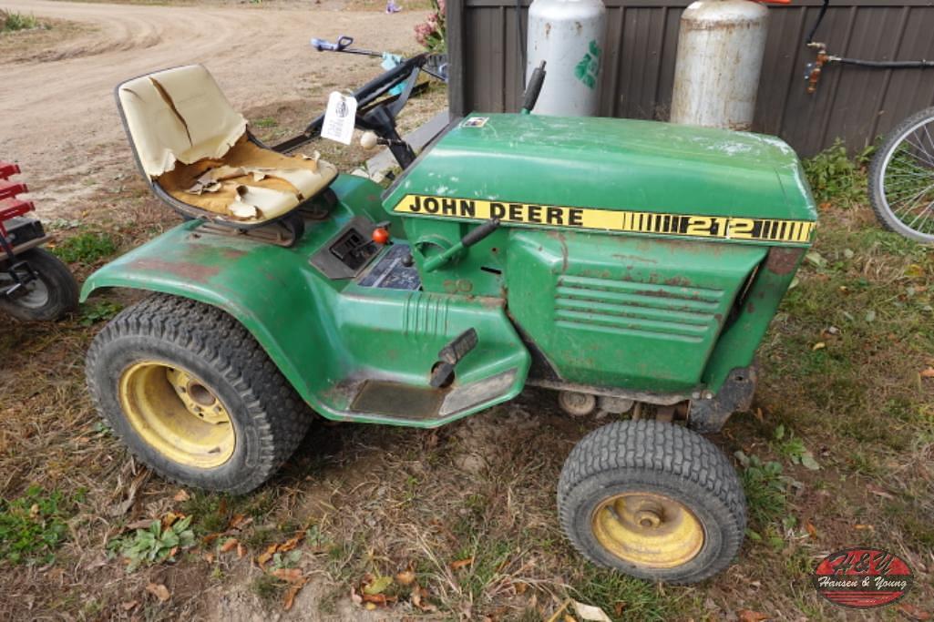 Image of John Deere 212 Primary image