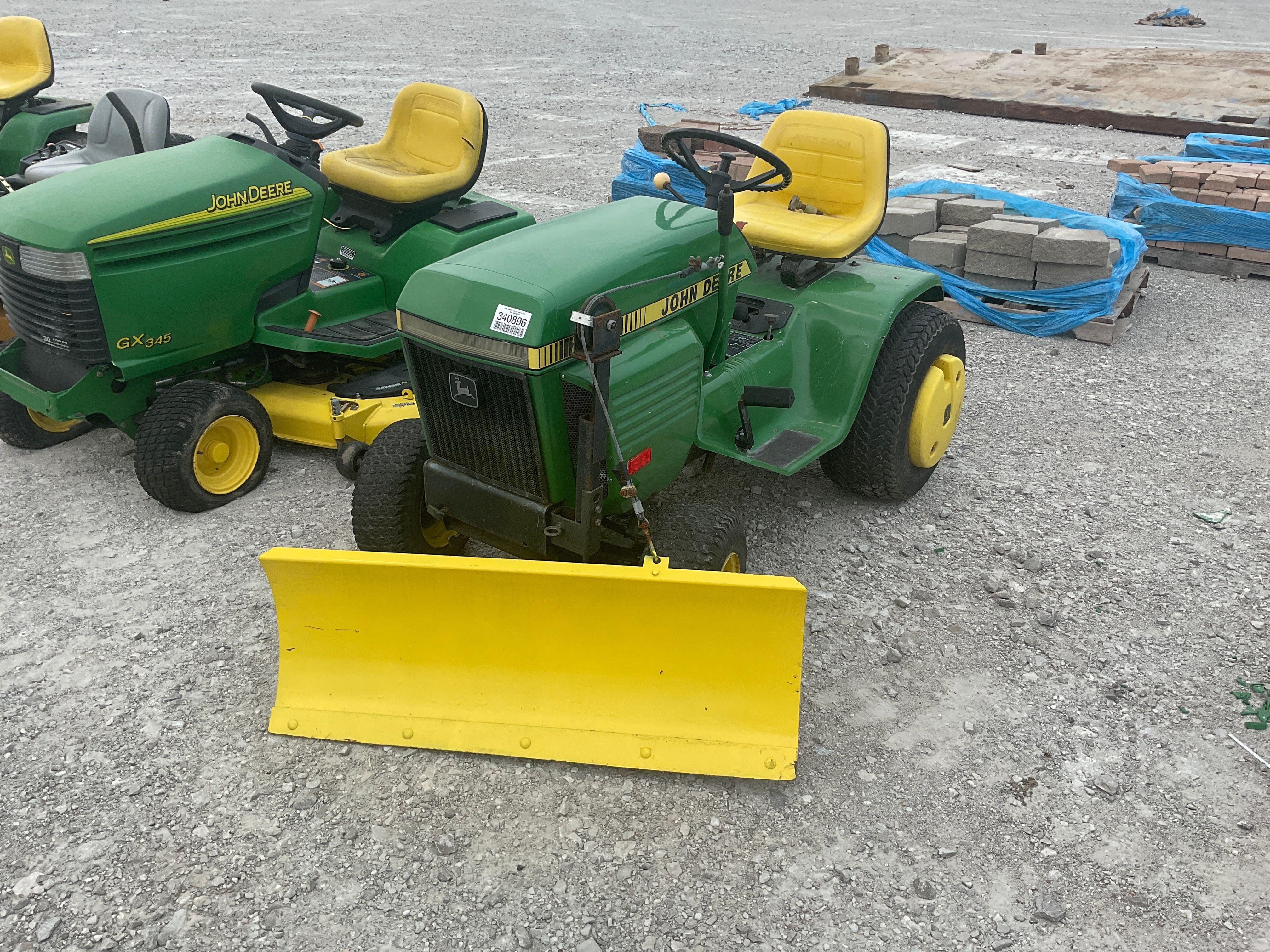 Main image John Deere 212