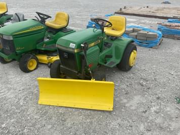 Main image John Deere 212