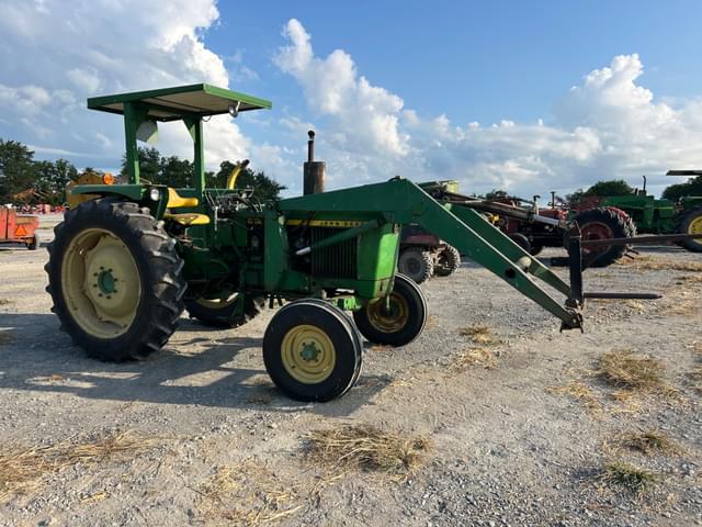 Image of John Deere 2120 equipment image 2