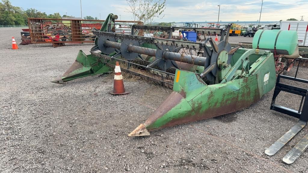 Image of John Deere 213 Primary image