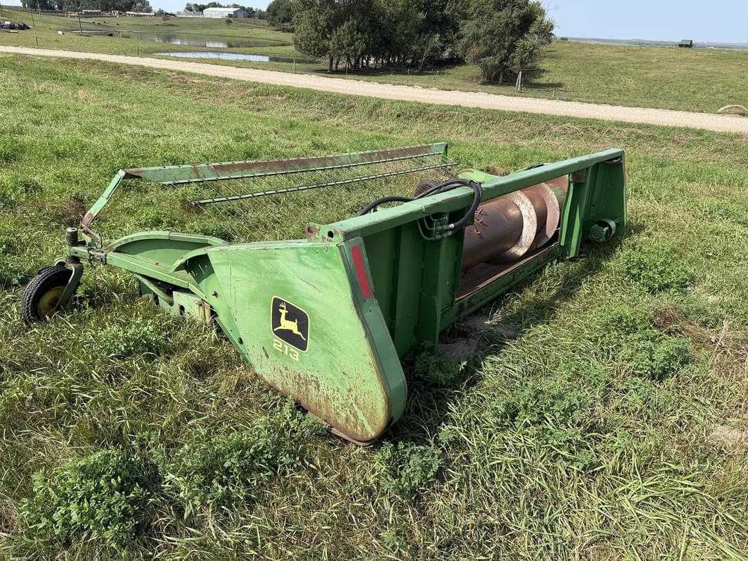 Image of John Deere 213 Primary image