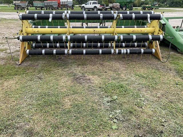 Image of John Deere 213 equipment image 1