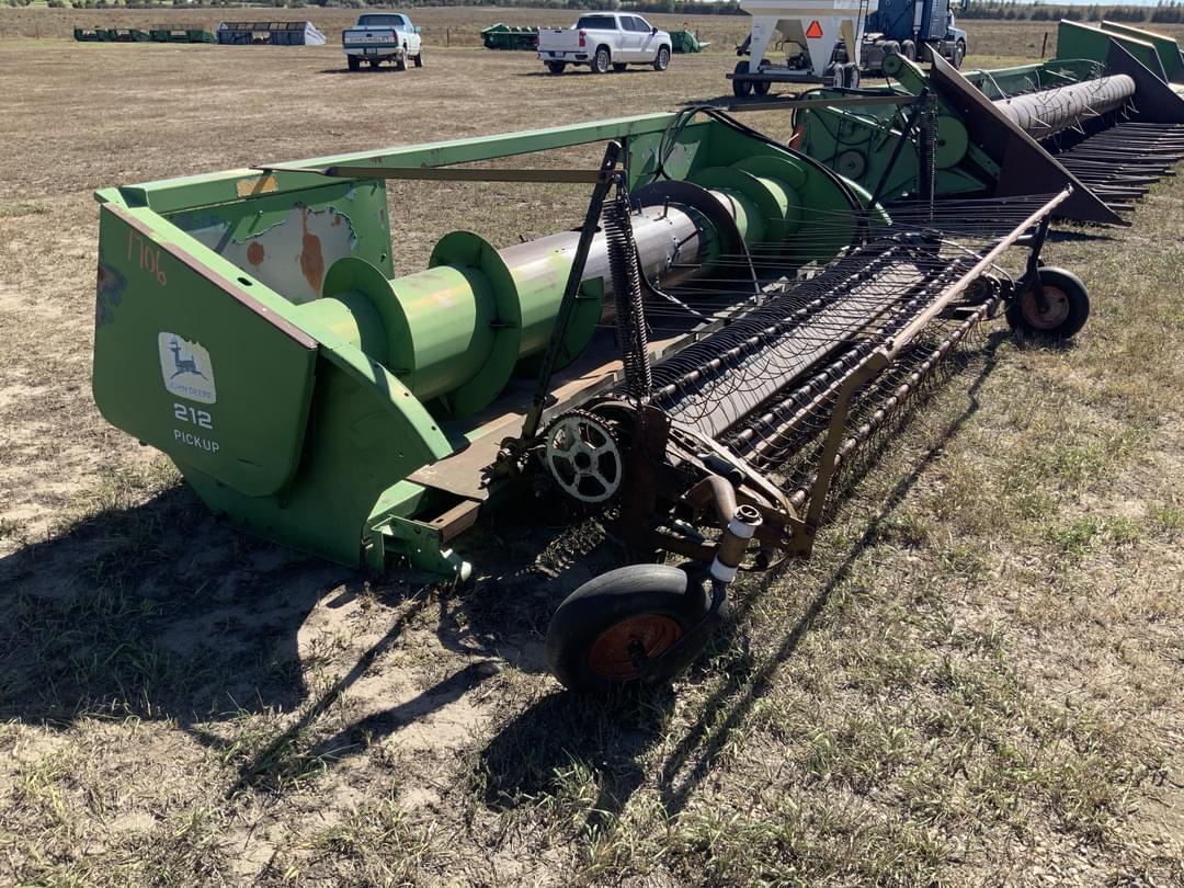 Image of John Deere 213 Primary image