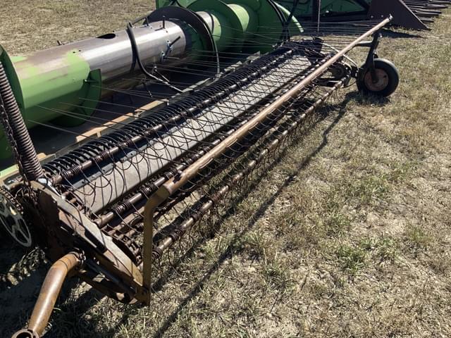 Image of John Deere 213 equipment image 4