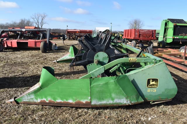 Image of John Deere 213 equipment image 4