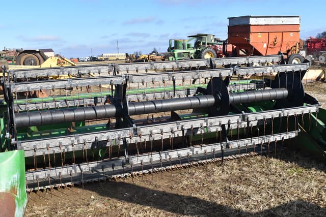 Image of John Deere 213 equipment image 2