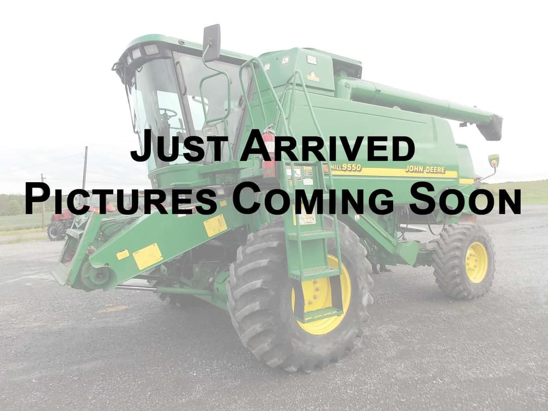 Image of John Deere 213 Primary Image