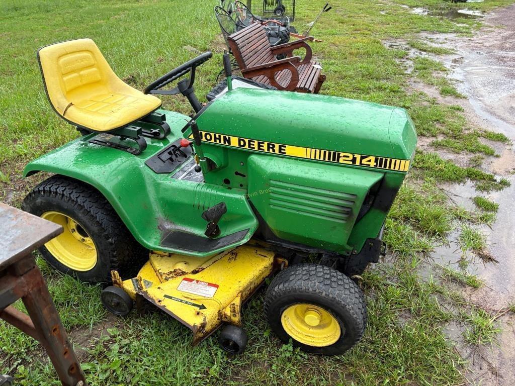 Image of John Deere 214 Primary image