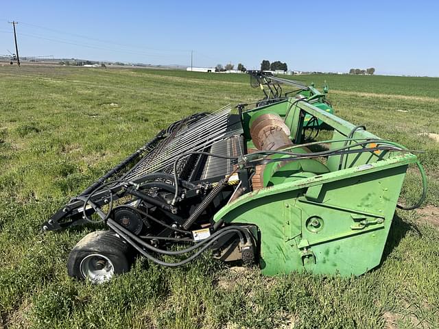 Image of John Deere 214 equipment image 2