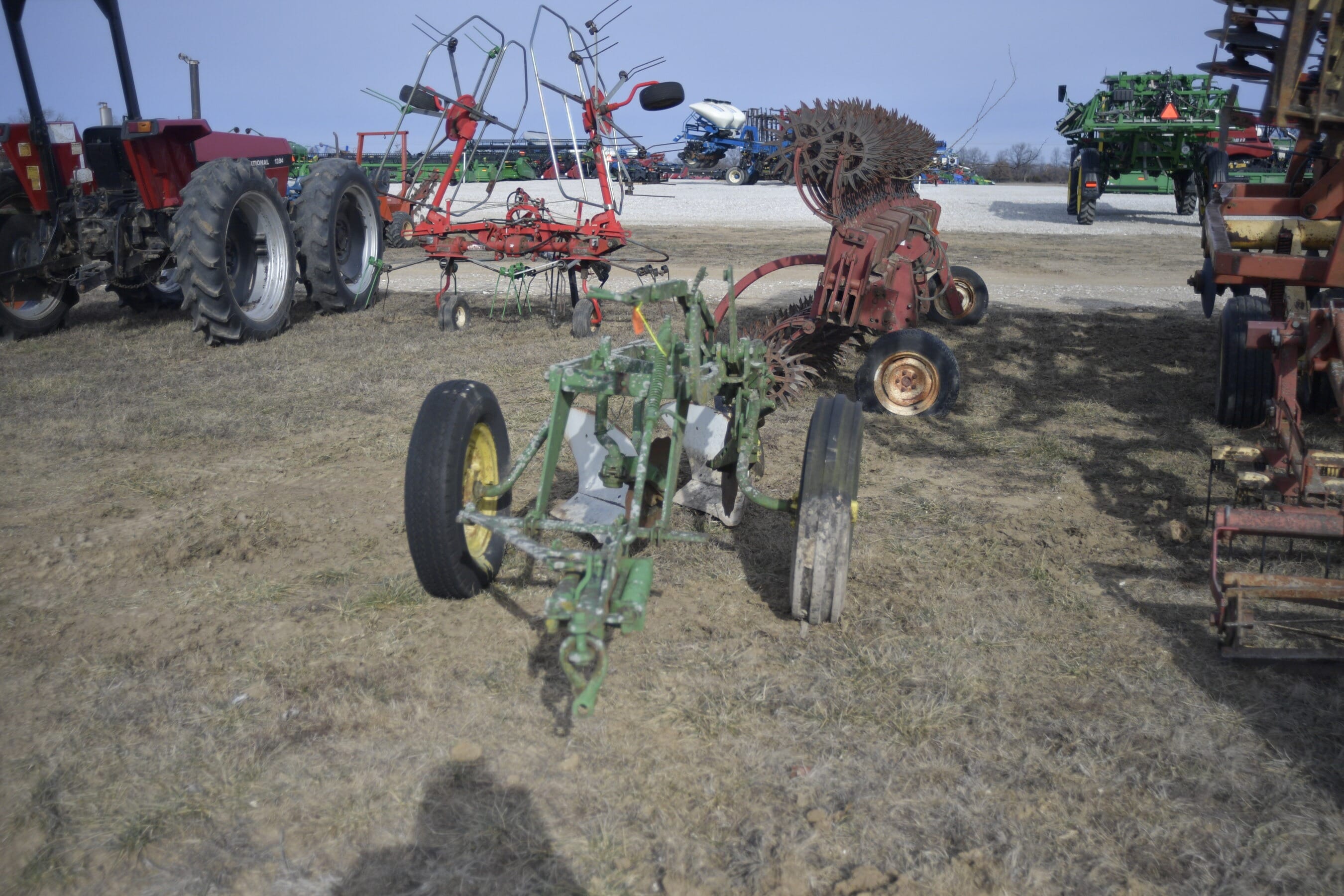 John Deere 214 Equipment Image0