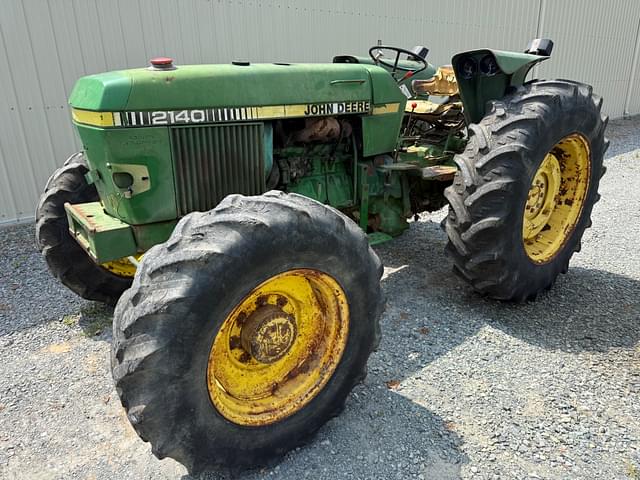 Image of John Deere 2140 equipment image 1