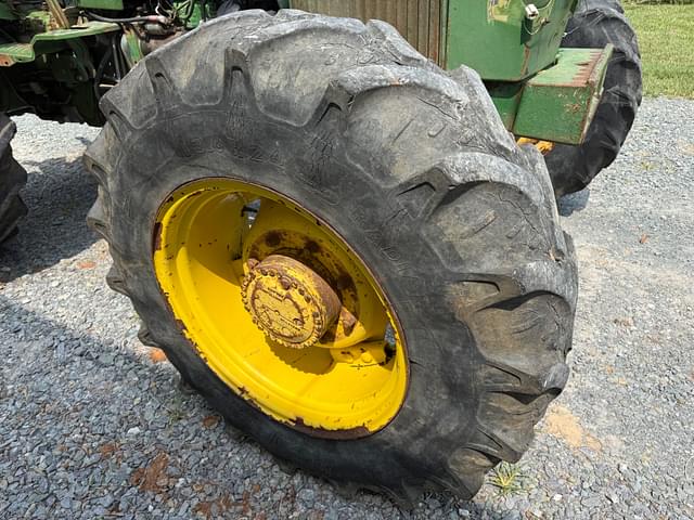 Image of John Deere 2140 equipment image 4