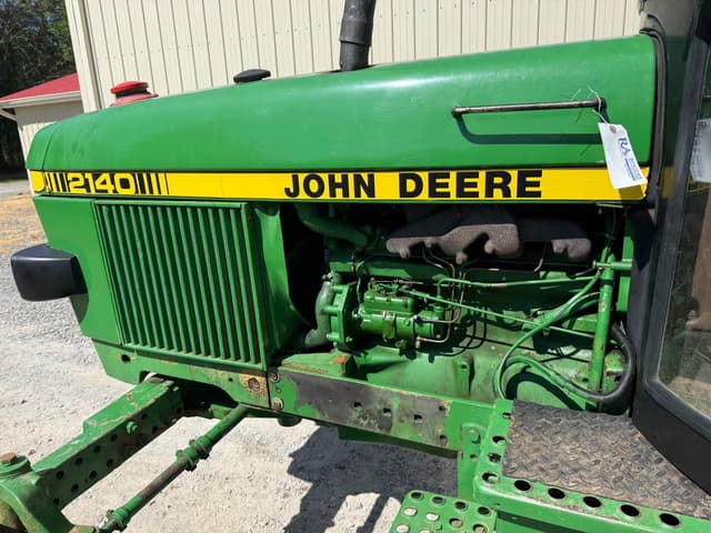 Image of John Deere 2140 equipment image 2