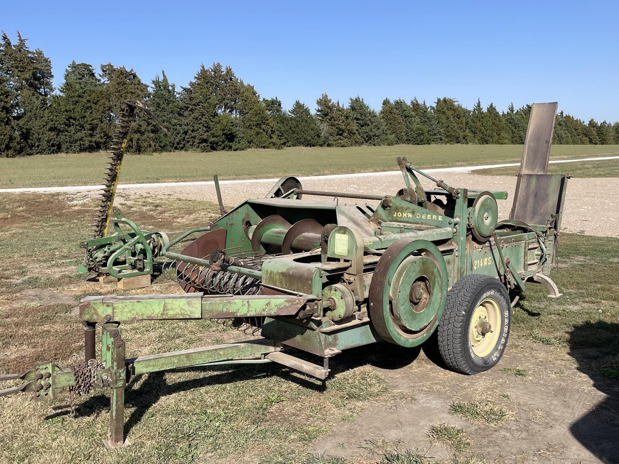 Main image John Deere 214WS