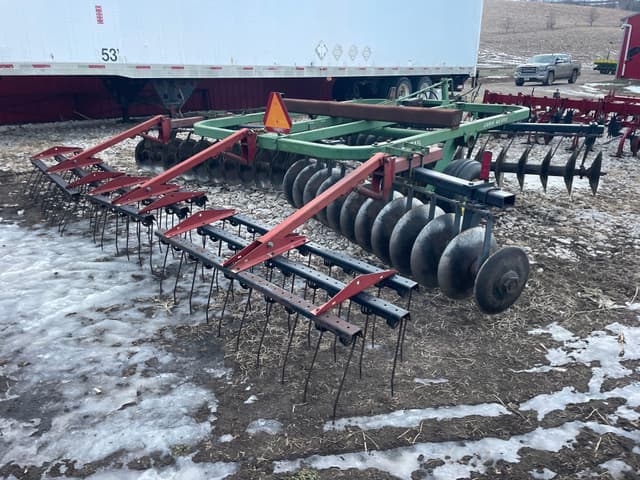 Image of John Deere 215 equipment image 2