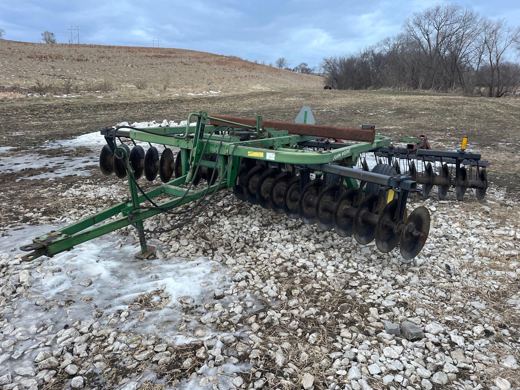 John Deere 215 Equipment Image0