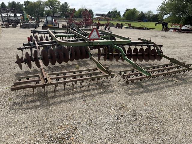 Image of John Deere 215 equipment image 2