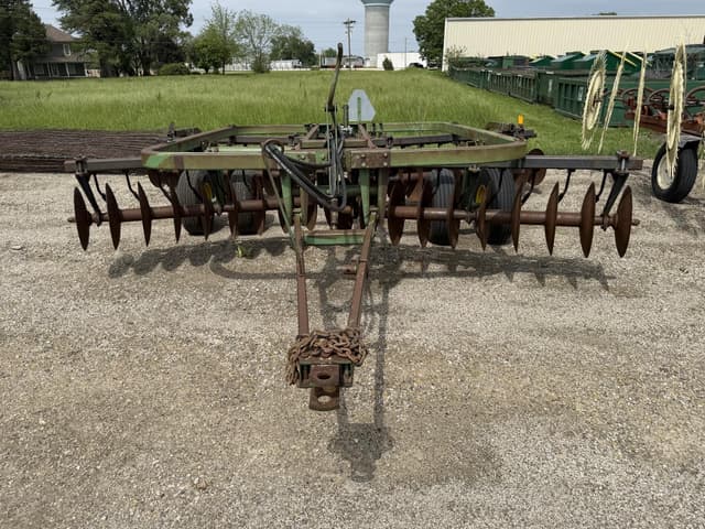 Image of John Deere 215 equipment image 1