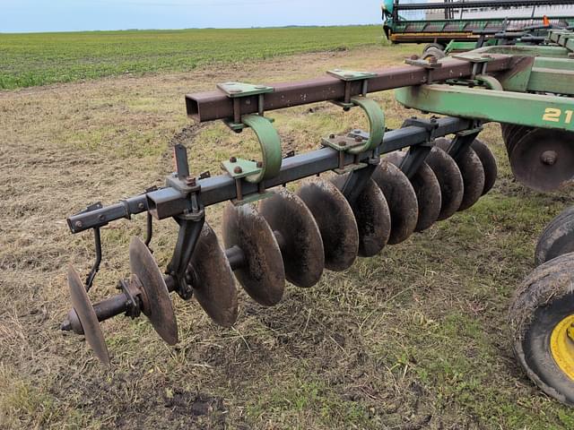 Image of John Deere 215 equipment image 3