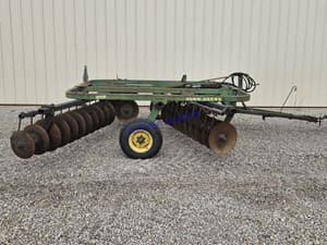 John Deere 215 Image