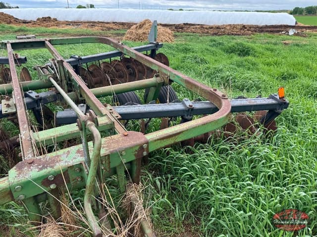 Image of John Deere 215 equipment image 3