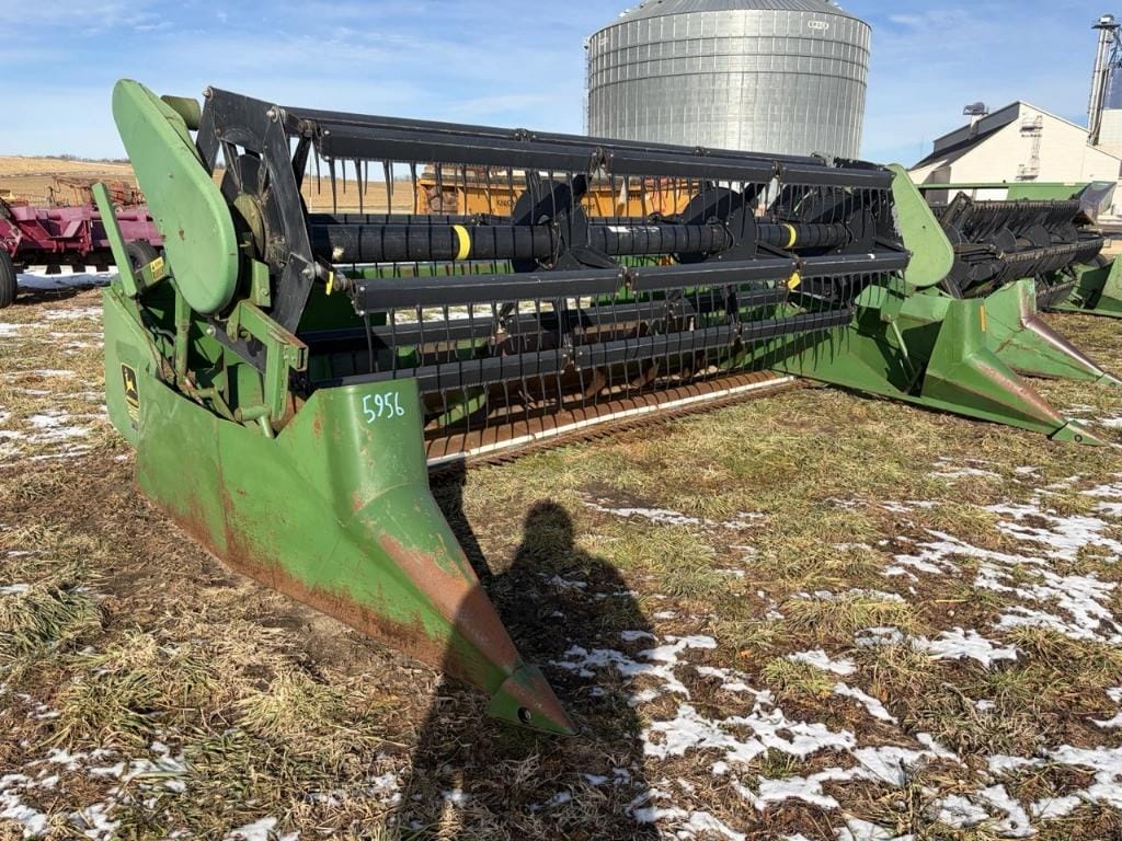 John Deere 215 Equipment Image0