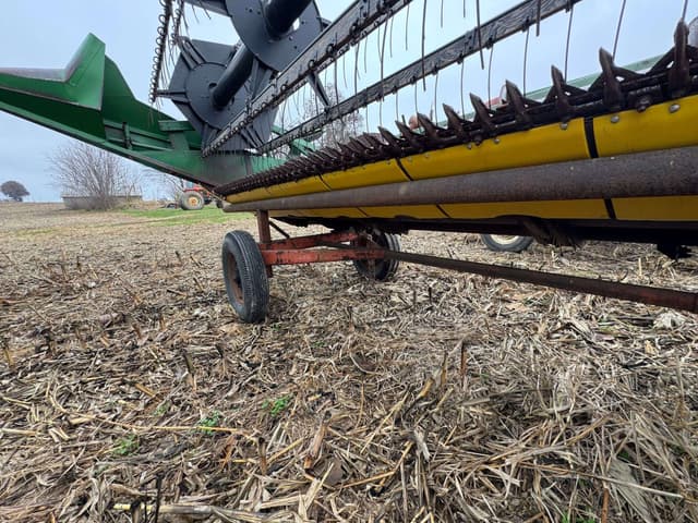 Image of John Deere 215 equipment image 3