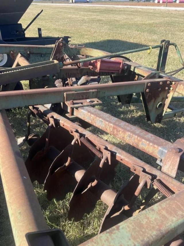 Image of John Deere 215 equipment image 3