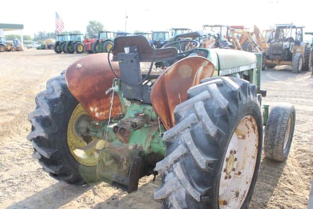 Image of John Deere 2150 equipment image 2