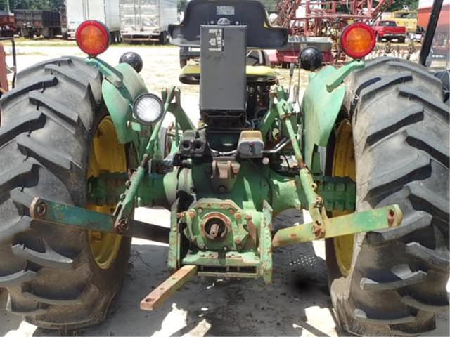 Image of John Deere 2150 equipment image 2