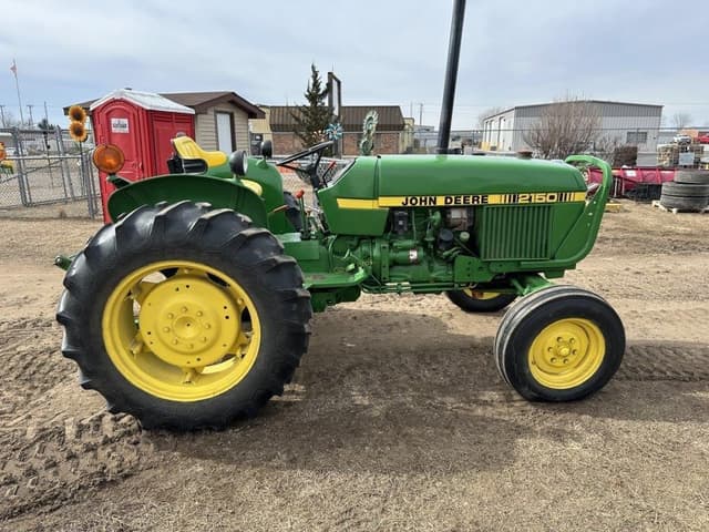 Image of John Deere 2150 equipment image 1
