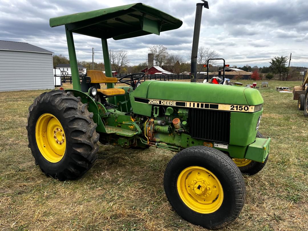 Image of John Deere 2150 Primary image