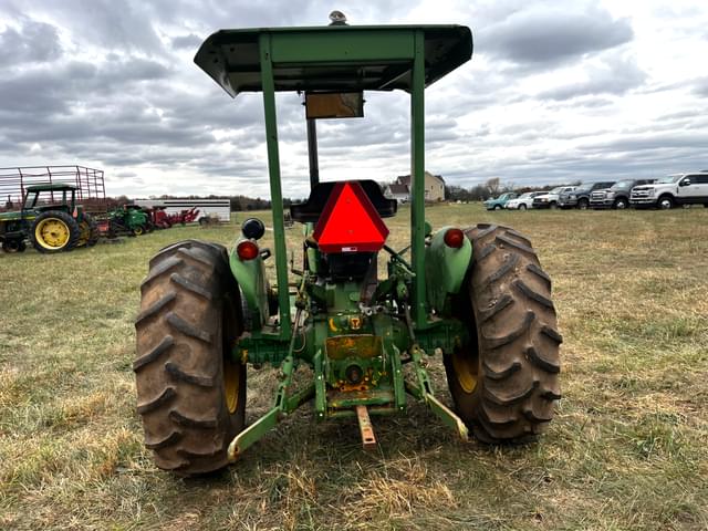 Image of John Deere 2150 equipment image 4