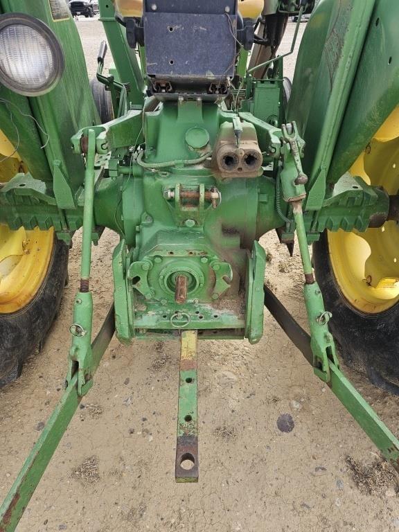 Image of John Deere 2150 equipment image 3