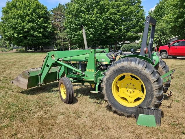 Image of John Deere 2155 equipment image 1