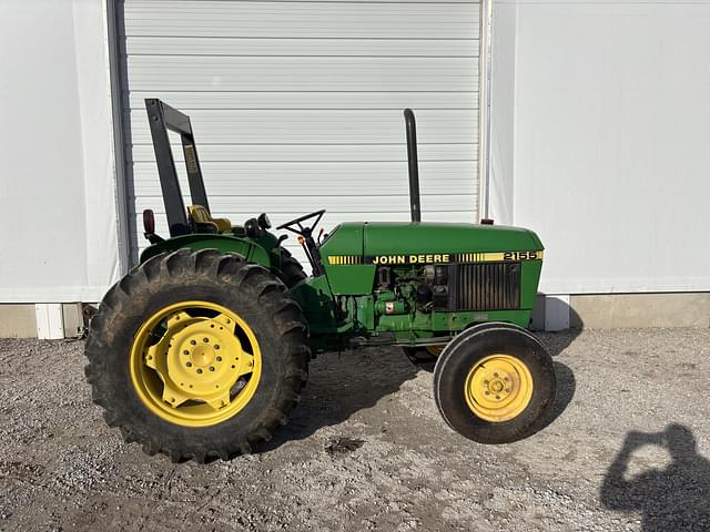 Image of John Deere 2155 equipment image 3