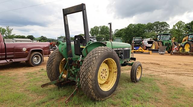 Image of John Deere 2155 equipment image 2